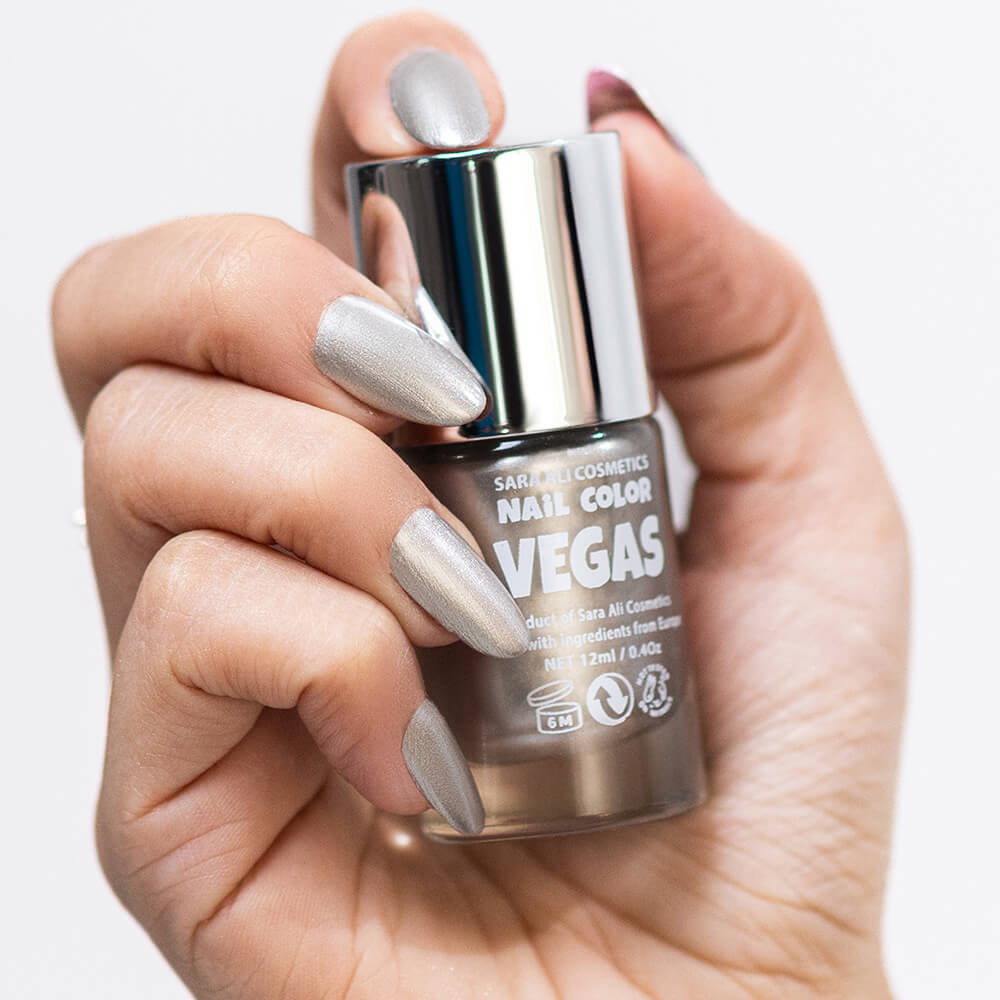 VEGAS - Metallic Silver Nail Color